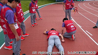 救護活動のシミュレーションは毎日複数のパターンで行います。