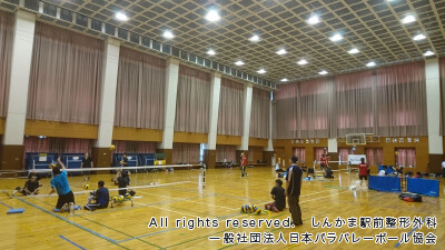 神戸のこの体育館は３年前に初めて合宿に帯同した時の体育館です。